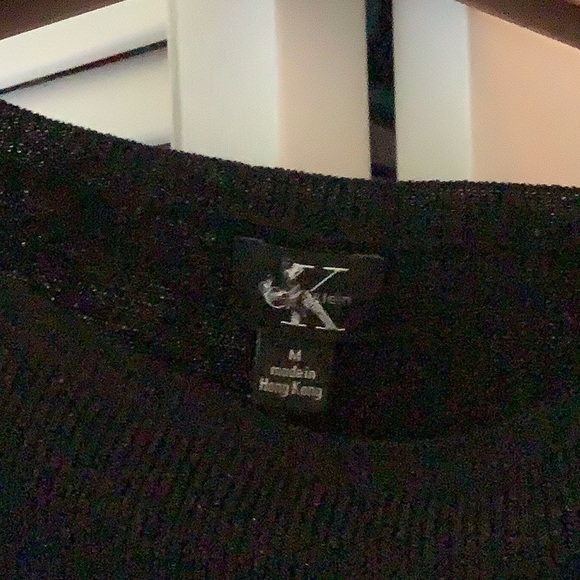 Calvin Klein top - Picture 3 of 3